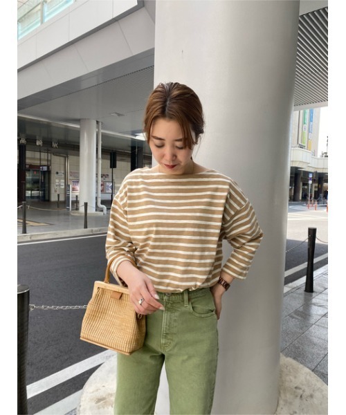 MOUSSY(マウジー)の「BOAT NECK LOOSE トップス(Tシャツ/カットソー・レディース・ベージュ系その他/ブルー系その他3/ホワイト系その他・FREE)」の19枚目の写真