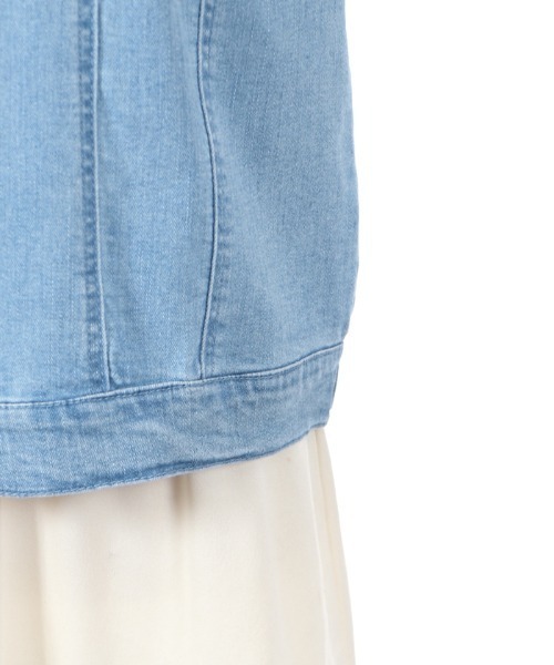 axes femme(アクシーズファム)の「花刺繍ストレッチデニムJKT(デニムジャケット・レディース・インディゴブルー/ケミカルウォッシュ・LARGE/MEDIUM)」の8枚目の写真