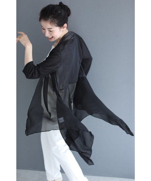 cawaii(カワイイ)の「シワにならず軽やかに羽織れる。ランダム裾シアーカーディガン(カーディガン/ボレロ・レディース・ブラック/ホワイト・M/L)」の22枚目の写真