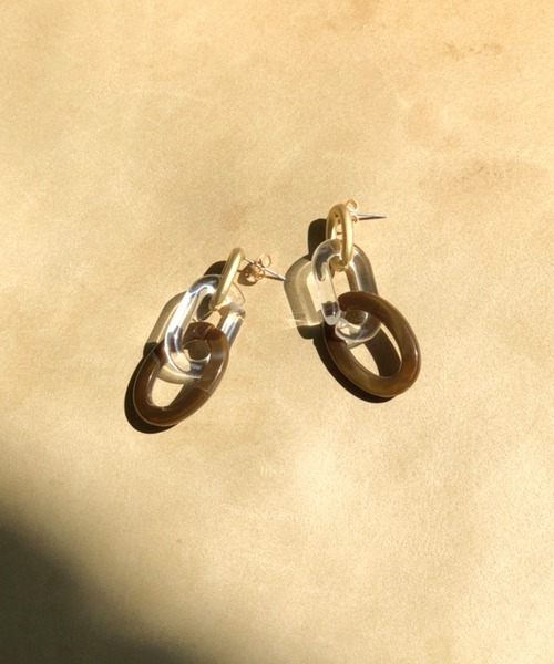 Auntie Rosa Holiday（アンティローザホリデー）の「クリアチェーンピアス（ピアス（両耳用）・レディース・ナチュラル/ブラック・FREE）」の3枚目の写真