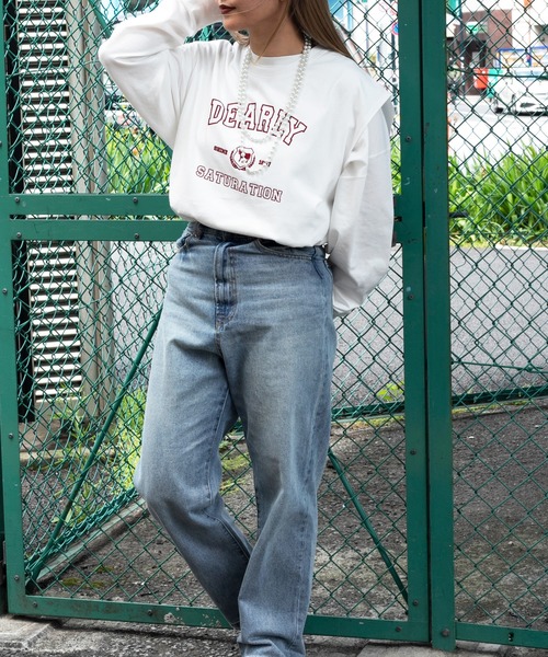 kutir（クティール）の「カレッジロゴ刺繍ノースリーブ（Tシャツ/カットソー・レディース・チャコールグレー/オフホワイト/オレンジ/グリーン・FREE）」の5枚目の写真