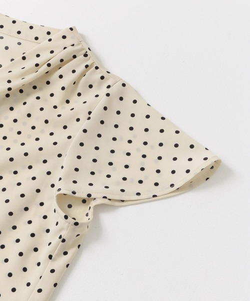 URBAN RESEARCH Sonny Label（アーバンリサーチサニーレーベル）の「【WEB限定】ドットラッフルブラウス（シャツ/ブラウス・レディース・ホワイト系その他/ネイビー・FREE）」の18枚目の写真