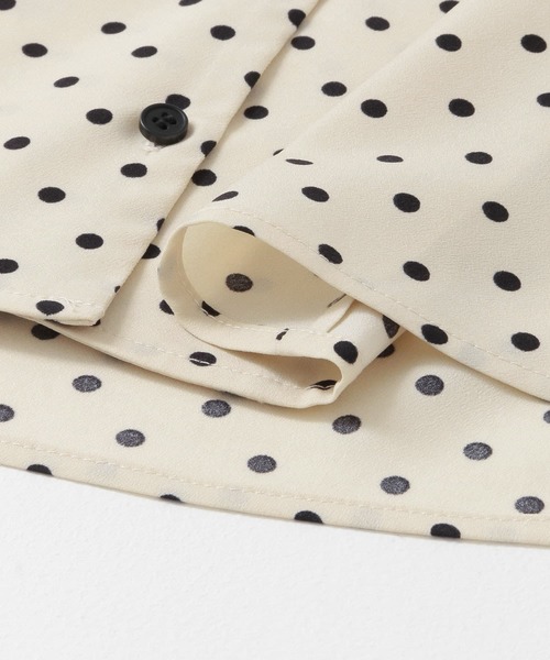 URBAN RESEARCH Sonny Label（アーバンリサーチサニーレーベル）の「【WEB限定】ドットラッフルブラウス（シャツ/ブラウス・レディース・ホワイト系その他/ネイビー・FREE）」の11枚目の写真
