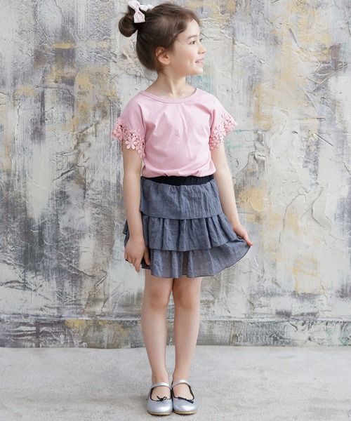 Bee des Bee（ビーデスビー）の「バッククロス半袖トップス（Tシャツ/カットソー・キッズ・ネイビー/ピンク/ブルー/ホワイト/サックスブルー/ミント/イエロー系その他/カーキ/ブラック/グリーン系その他/グレイッシュベージュ/ブルーグレー/レッド系/ライトブラウン・150cm/130cm/120cm/140cm/110cm/100cm）」の19枚目の写真