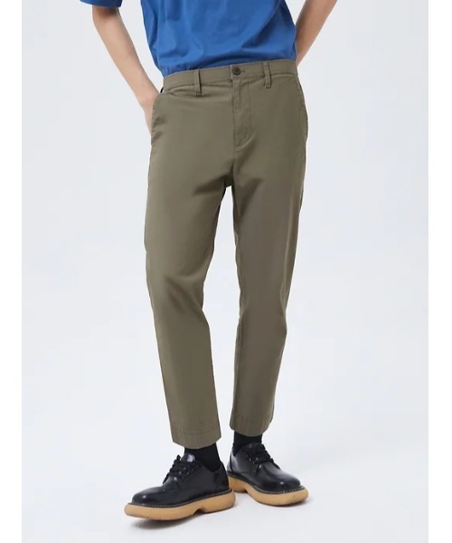 GAP（ギャップ）の「FREE&FLOW ウェーダーパンツ（チノパンツ・メンズ・ブラック/ベージュ/ネイビー/インディゴブルー/グレー/グリーン/カーキ・30W/32W/28W/29W/31W/33W/34W/36W/38W/35W）」の13枚目の写真