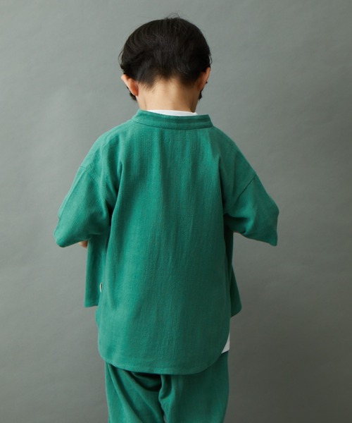 ＆yam（アンドヤム）の「リネンレーヨン バンドカラー半袖シャツ（シャツ/ブラウス・キッズ・グリーン/グレー/ベージュ/パープル/ブラック・140-150cm/130-140cm/150-160cm/120-130cm/110-120cm）」の20枚目の写真