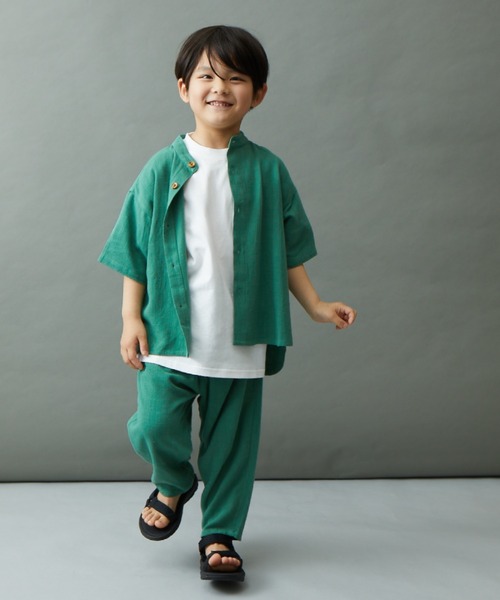 ＆yam（アンドヤム）の「リネンレーヨン バンドカラー半袖シャツ（シャツ/ブラウス・キッズ・グリーン/グレー/ベージュ/パープル/ブラック・140-150cm/130-140cm/150-160cm/120-130cm/110-120cm）」の21枚目の写真