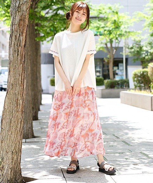 チチカカ（チチカカ）の「ライン刺繍プルオーバー（Tシャツ/カットソー・レディース・ネイビー/ブラウン/オフホワイト・FREE）」の7枚目の写真