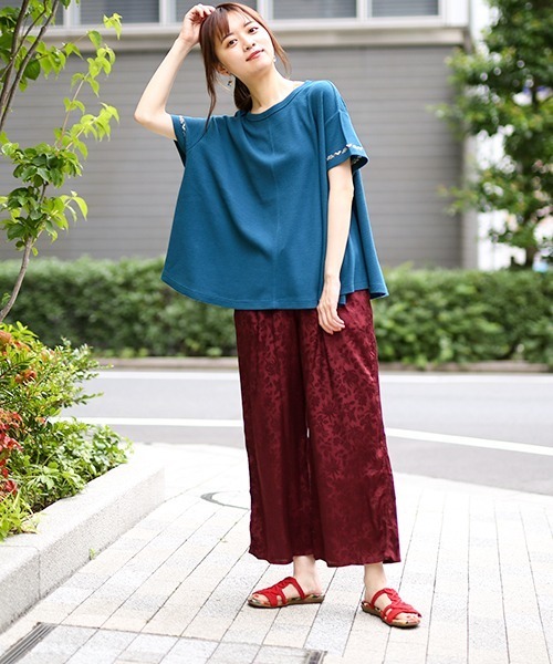 チチカカ（チチカカ）の「ライン刺繍プルオーバー（Tシャツ/カットソー・レディース・ネイビー/ブラウン/オフホワイト・FREE）」の10枚目の写真