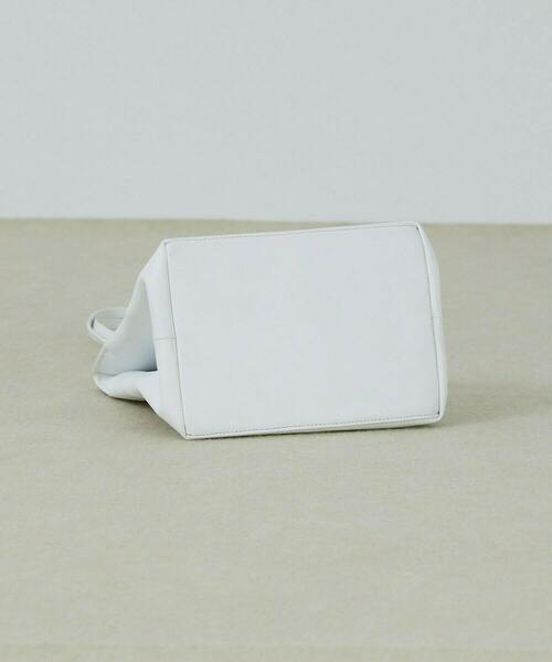 ADIEU TRISTESSE(アデュートリステス)の「レザーバッグ(トートバッグ・レディース・ホワイト/ブラック・FREE)」の9枚目の写真