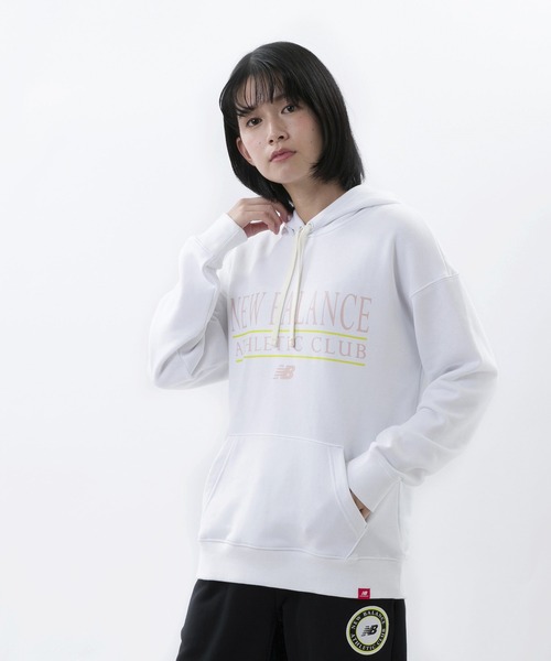 new balance レディースパーカー ホワイト/ブラック NEW BALANCE（ニューバランス）の「NB Essentials Athletic Club