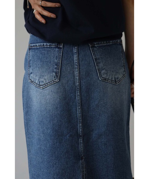 Bonjour Sagan(ボンジュールサガン)の「デニムミディアムスカート(デニムスカート・レディース・ライトブルー/ブルー・S/M)」の3枚目の写真