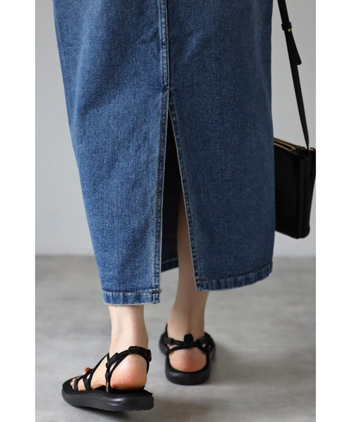 Bonjour Sagan(ボンジュールサガン)の「デニムミディアムスカート(デニムスカート・レディース・ライトブルー/ブルー・S/M)」の11枚目の写真