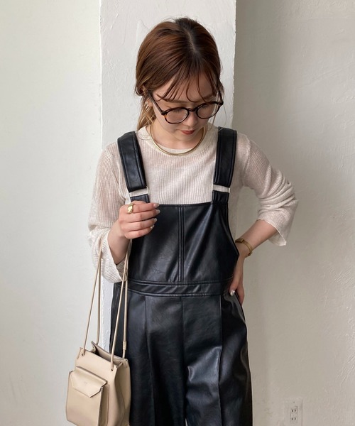 CAPRICIEUX LE'MAGE（カプリシューレマージュ）の「エコレザーサロペット（サロペット/オーバーオール・レディース・オフホワイト/ブラック・FREE）」の15枚目の写真