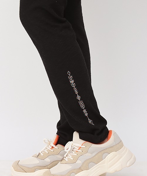 チチカカ（チチカカ）の「アロー刺繍レギンス（レギンス/スパッツ・レディース・マスタード/ブラック・FREE）」の9枚目の写真