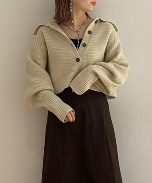 w closet（ダブルクローゼット）の「【新色・WEB限定カラー】7G片畦ドルマン襟付きカーディガン（カーディガン/ボレロ・レディース・ブラック/オレンジ/ライトベージュ/パープル/グリーン/ブルー/レッド/キナリ/ラベンダー/ミント/ダークグリーン/イエロー系その他/ライム・FREE）」の4枚目の写真