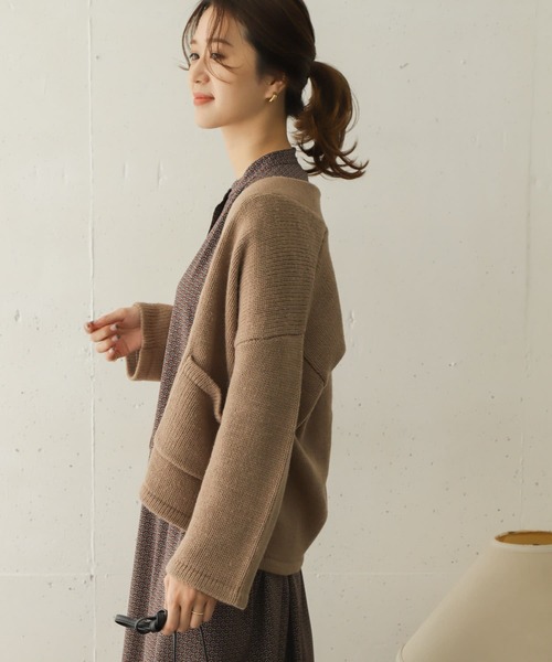 URBAN RESEARCH DOORS（アーバンリサーチドアーズ）の「ローゲージアウトポケットカーディガン∴（カーディガン/ボレロ・レディース・モカ/アイボリー・ONE）」の7枚目の写真