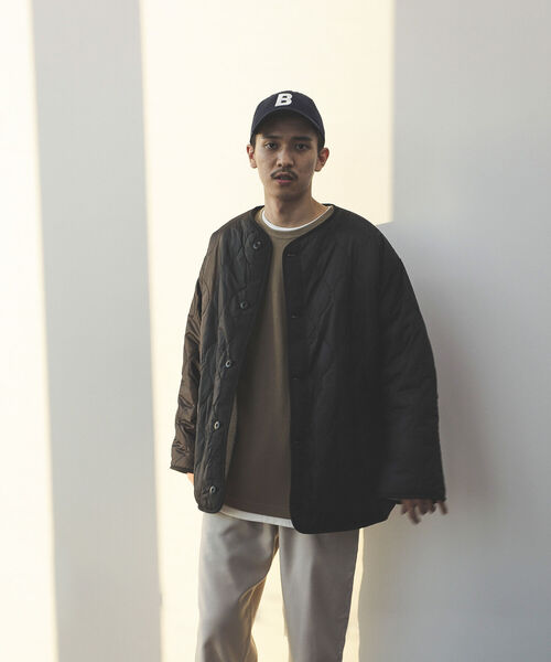 BEAMS HEART（ビームスハート）の「BEAMS HEART / キルト ボア リバーシブル ビッグジャケット（ダウンジャケット/コート・メンズ・オリーブ/ブラック・LARGE/MEDIUM/SMALL）」の6枚目の写真