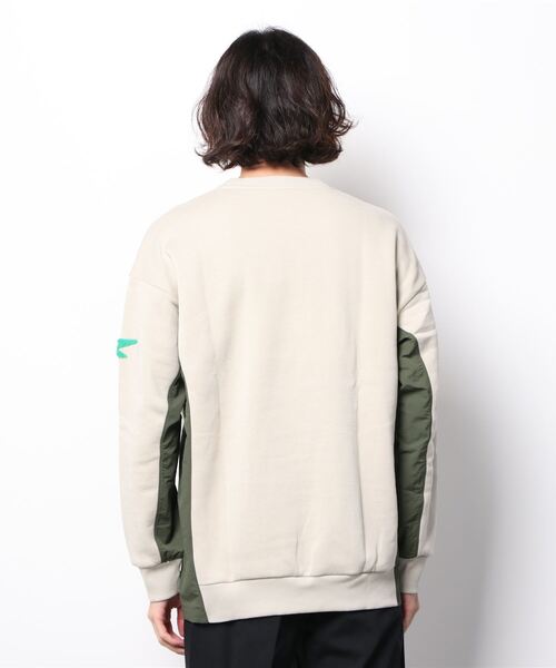 ASICS（アシックス）の「BRUSHED FT CREW TOP（スウェット・メンズ・ブラック/ライトベージュ・M/L/S/XL）」の4枚目の写真