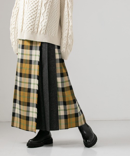O'NEIL of DUBLIN（オニールオブダブリン）の「【別注】O'NEIL OF DUBLIN×URBAN RESEARCH　WRAP SKIRT（スカート・レディース・パープル/ベージュ系その他・8）」の4枚目の写真