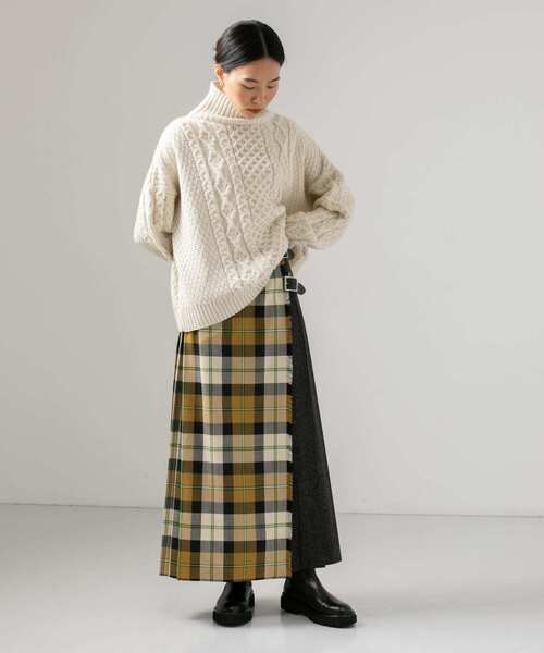 O'NEIL of DUBLIN（オニールオブダブリン）の「【別注】O'NEIL OF DUBLIN×URBAN RESEARCH　WRAP SKIRT（スカート・レディース・パープル/ベージュ系その他・8）」の7枚目の写真