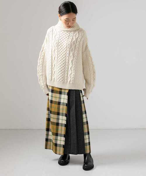 O'NEIL of DUBLIN（オニールオブダブリン）の「【別注】O'NEIL OF DUBLIN×URBAN RESEARCH　WRAP SKIRT（スカート・レディース・パープル/ベージュ系その他・8）」の9枚目の写真
