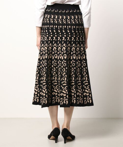 PICCIN(ピッチン)の「12Gジャガードニットスカート(スカート・レディース・ブラウン/ブラック・M/L)」の6枚目の写真