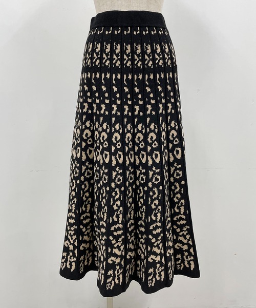 PICCIN(ピッチン)の「12Gジャガードニットスカート(スカート・レディース・ブラウン/ブラック・M/L)」の5枚目の写真