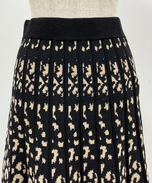 PICCIN(ピッチン)の「12Gジャガードニットスカート(スカート・レディース・ブラウン/ブラック・M/L)」の8枚目の写真