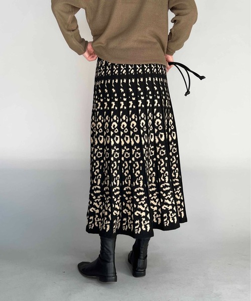 PICCIN(ピッチン)の「12Gジャガードニットスカート(スカート・レディース・ブラウン/ブラック・M/L)」の15枚目の写真
