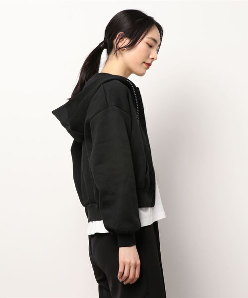 PUMA（プーマ）の「《PUMA》プーマ REBEL オーバーサイズフーディー 588464（その他アウター・レディース・ライトグレー/ブラック・S/M/L/XL）」の4枚目の写真