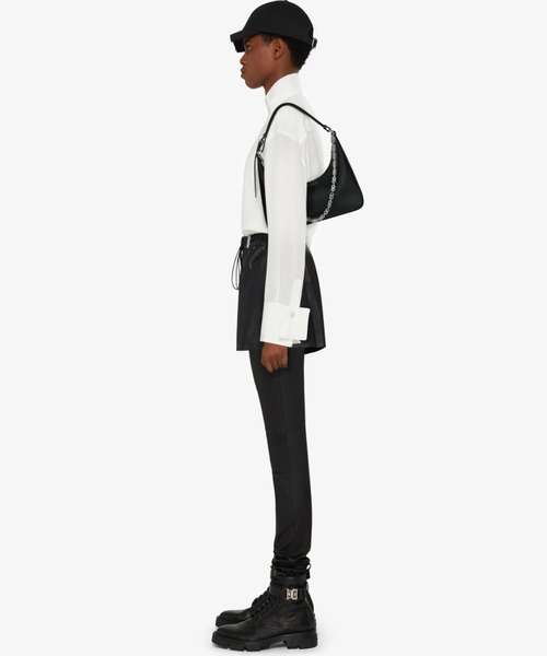 GIVENCHY(ジバンシイ)の「レザームーンカットアウトバッグ スモール(ハンドバッグ・レディース・ブラック・ONE SIZE)」の5枚目の写真