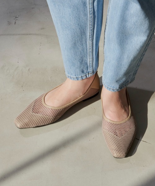 Aunt Marie's（アントマリーズ）の「メッシュフラットシューズ（パンプス・レディース・ブラック/ベージュ/ベージュ×ブラック・S/L/M）」の5枚目の写真