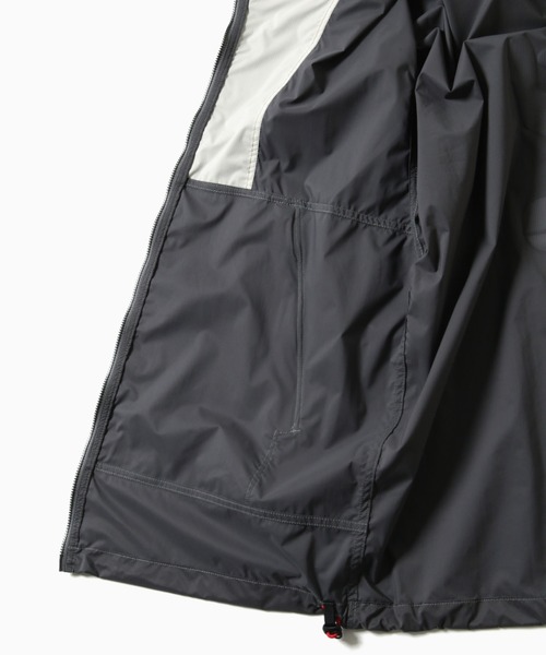 and wander(アンドワンダー)の「District Vision × and wander/ディストリクトヴィジョン × アンドワンダー PERTEX wind jacket パーテックスウインドジャケット 5742121192(マウンテンパーカー・メンズ・チャコールグレー・3/4/5)」の13枚目の写真