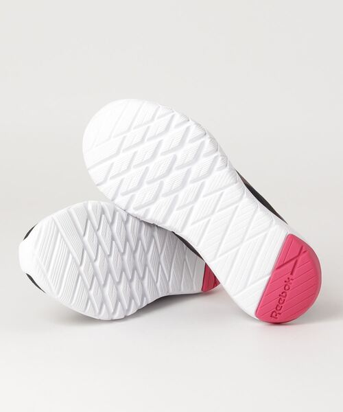 Reebok（リーボック）の「フレクサゴン フォース 3 ワイド D / Flexagon Force 3 Wide D（スニーカー・レディース・ブラック系その他/ブラック/ホワイト×シルバー・23.0cm/23.5cm/24.0cm/22.0cm/22.5cm/24.5cm/25.0cm/25.5cm/26.0cm）」の14枚目の写真