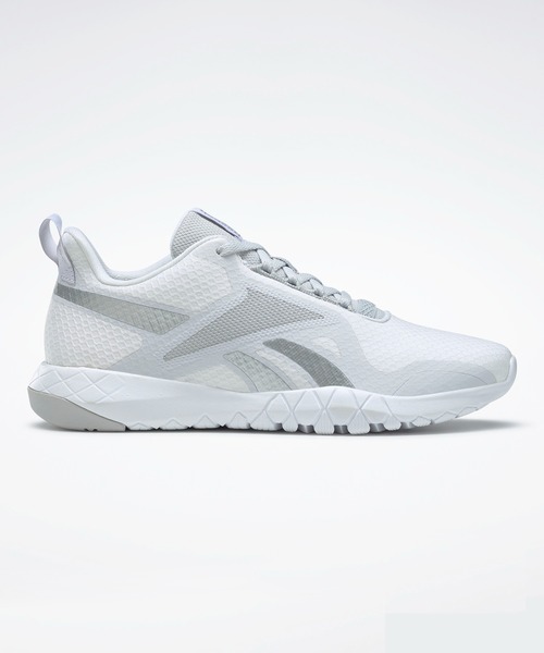 Reebok（リーボック）の「フレクサゴン フォース 3 ワイド D / Flexagon Force 3 Wide D（スニーカー・レディース・ブラック系その他/ブラック/ホワイト×シルバー・23.0cm/23.5cm/24.0cm/22.0cm/22.5cm/24.5cm/25.0cm/25.5cm/26.0cm）」の2枚目の写真