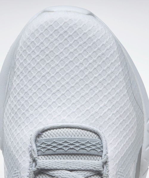 Reebok（リーボック）の「フレクサゴン フォース 3 ワイド D / Flexagon Force 3 Wide D（スニーカー・レディース・ブラック系その他/ブラック/ホワイト×シルバー・23.0cm/23.5cm/24.0cm/22.0cm/22.5cm/24.5cm/25.0cm/25.5cm/26.0cm）」の17枚目の写真