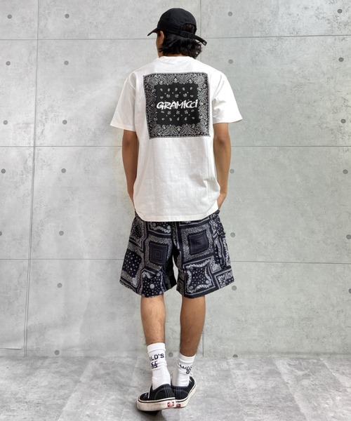 Gramicci(グラミチ)の「【ムラサスポーツ別注】GRAMICCI/グラミチ バンダナ柄 ルーズシルエット バックプリントTシャツ GMT-22S2238(Tシャツ/カットソー・メンズ・ホワイト/ブラック・M/L/XL)」の20枚目の写真