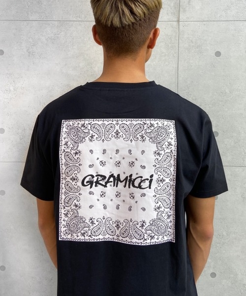 Gramicci(グラミチ)の「【ムラサスポーツ別注】GRAMICCI/グラミチ バンダナ柄 ルーズシルエット バックプリントTシャツ GMT-22S2238(Tシャツ/カットソー・メンズ・ホワイト/ブラック・M/L/XL)」の8枚目の写真