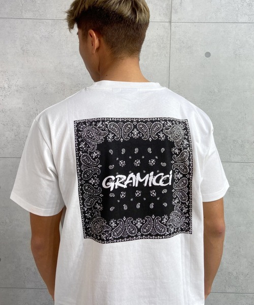 Gramicci(グラミチ)の「【ムラサスポーツ別注】GRAMICCI/グラミチ バンダナ柄 ルーズシルエット バックプリントTシャツ GMT-22S2238(Tシャツ/カットソー・メンズ・ホワイト/ブラック・M/L/XL)」の7枚目の写真