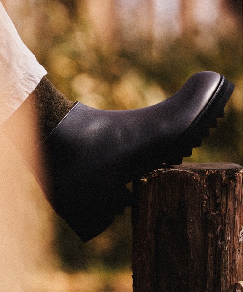 SPACE CRAFT(スペースクラフト)の「SPACE CRAFT スペースクラフト / SHARK SIDE ZIP BOOTS シャークソール サイドジップブーツ ヒールブーツ / SC-432(ブーツ・レディース・ブラック/グレー・26.5cm/26cm/24.5cm/25cm/25.5cm/23.5cm/24cm/23cm/27cm)」の4枚目の写真