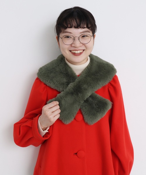 Dot&Stripes CHILD WOMAN(ドットアンドストライプス チャイルドウーマン)の「☆フェイクファー 3角付け衿マフラー(マフラー・レディース・カーキ/ピンク/アイボリー・FREE)」の3枚目の写真
