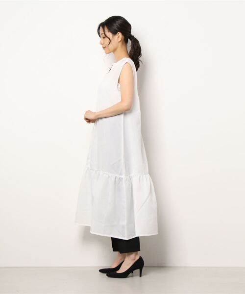 PUAL CE CIN（ピュアルセシン）の「【WEB限定】麻タッチ２WAYスリットワンピース（ワンピース・レディース・ブラック/オフホワイト・FREE）」の4枚目の写真