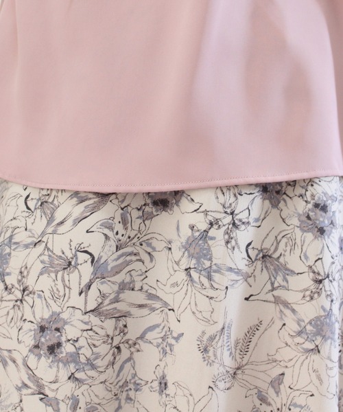 ASTORIA ODIER（アストリアオディール）の「金具付きボウタイブラウス（シャツ/ブラウス・レディース・ミント/グレイッシュベージュ/ネイビー/ベージュ/ホワイト/ラベンダー/スモークピンク/ホワイト×ネイビー/グレー×ホワイト/ベージュ系その他/ブラウン/ライトグレー/ピンクベージュ・SMALL/MEDIUM/LARGE）」の18枚目の写真