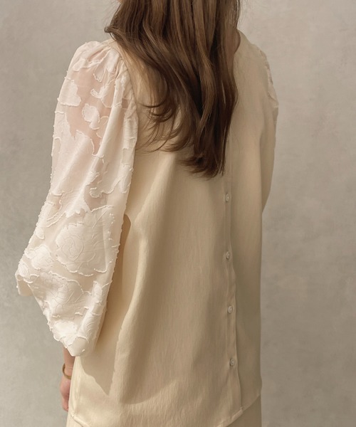 apres jour clair（アプレジュールクレア）の「【apres jour clair】袖切り替えブラウス【ZOZOTOWN限定アイテム】（シャツ/ブラウス・レディース・アイボリー/ベージュ・X-LARGE/フリー）」の5枚目の写真