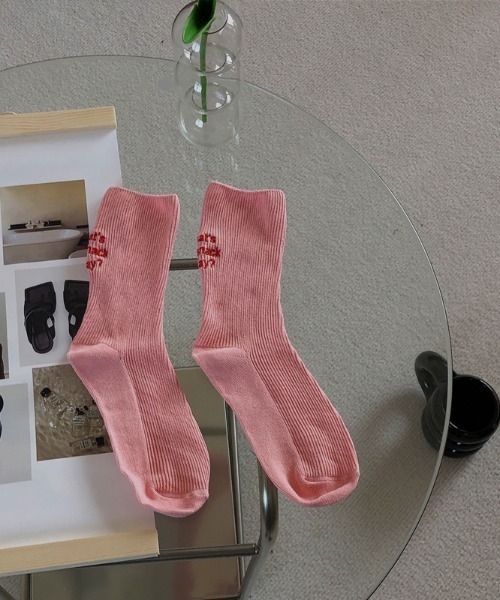 Loueme(ルエム)の「What′s for snack today ロゴ刺繍ソックス(ソックス/靴下・レディース・ホワイト/ブラック/ピンク/ブルー/グリーン/ホワイト系その他・FREE)」の6枚目の写真