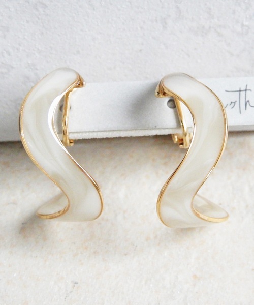 The Rule(ザルール)の「The Rule ザルール:Riviera hoop earring:リビエラ フープイヤリング(イヤリング・レディース・グレー/ピンク/ブルー/ベージュ・FREE)」の3枚目の写真