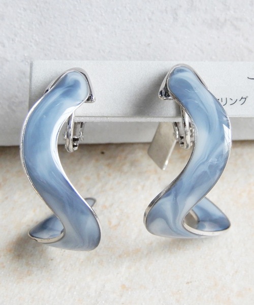The Rule(ザルール)の「The Rule ザルール:Riviera hoop earring:リビエラ フープイヤリング(イヤリング・レディース・グレー/ピンク/ブルー/ベージュ・FREE)」の10枚目の写真