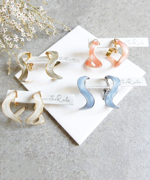 The Rule(ザルール)の「The Rule ザルール:Riviera hoop earring:リビエラ フープイヤリング(イヤリング・レディース・グレー/ピンク/ブルー/ベージュ・FREE)」の5枚目の写真