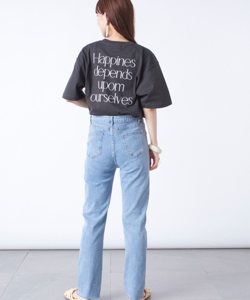 MAISON BREEZE(メゾンブリーズ)の「一枚は持っておきたいトレンドのバックプリントTシャツ♪【MAISON BREEZE】Happines…メッセージオーバーサイズバックプリントTシャツ(Tシャツ/カットソー・レディース・ピンク/グリーン/ブラック系その他2/ブラック系1・FREE)」の15枚目の写真